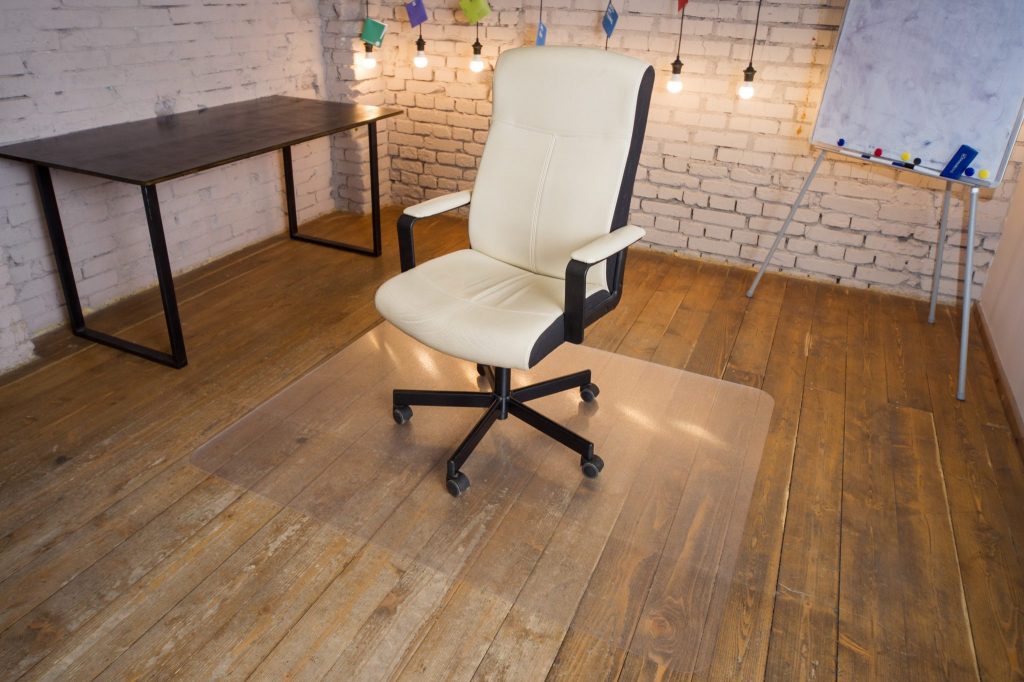 Защитный коврик под офисное кресло 130см*120см (100% поликарбонат) - УП\